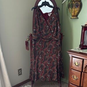 KSL Elegant Paisley Dress in Red and Black